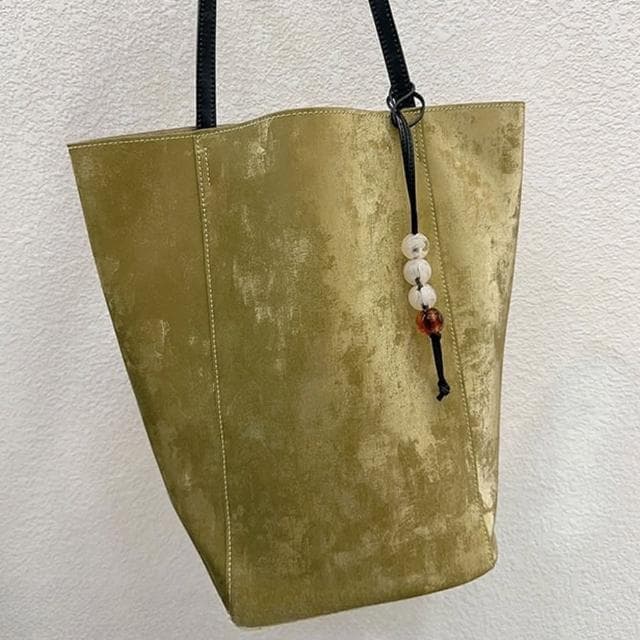 【LEESA】水桶包\牛皮包包\肩背包\大容量水桶包\單肩手提包\質感包包\禮物\小眾包包\通勤女包\真皮單肩包
