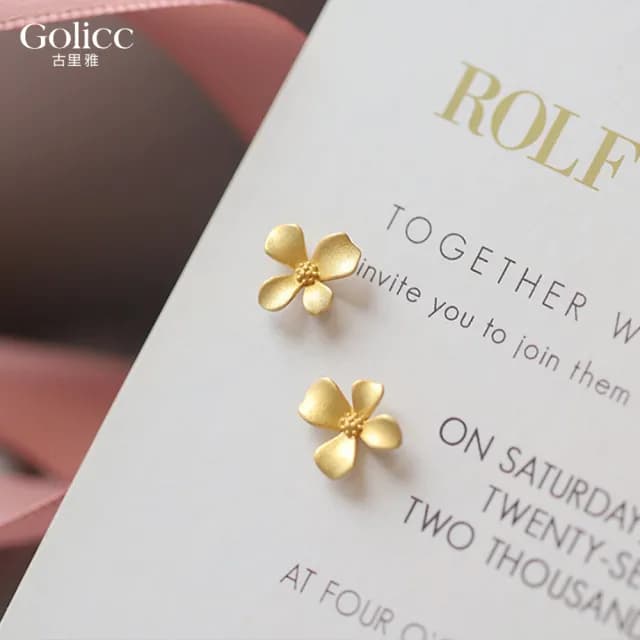 【Golicc】耳環 金色桂花 氣質優雅(七夕 情人節 生日 飾品 耳釘 耳飾 耳墜 禮物)
