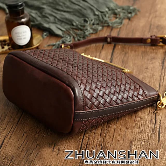 【ZHUANSHAN】情人節禮物 真皮 手工編織水洗植揉牛皮手提包 肩背包(真皮包包 咖啡色／棕色／墨綠色／紅色)