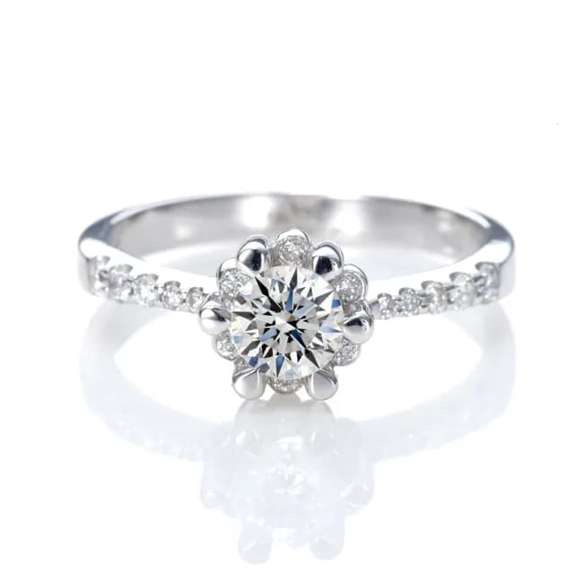 【DOLLY】0.50克拉 天然鑽石 F/VS2 完美車工18K金求婚戒指-008(母親節 長輩送禮 交換禮物首選)