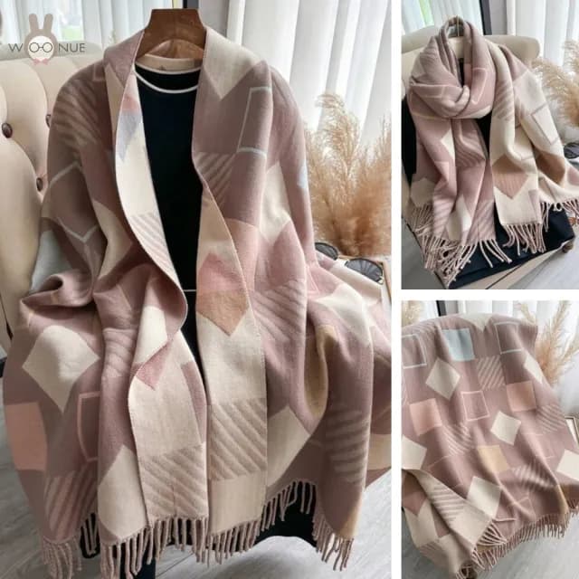 【WOONUE】新春氣質超柔羊毛質感幾何之美圍巾百搭圍巾披肩披風冷氣披肩(新年送禮生日媽媽女友老婆禮物)