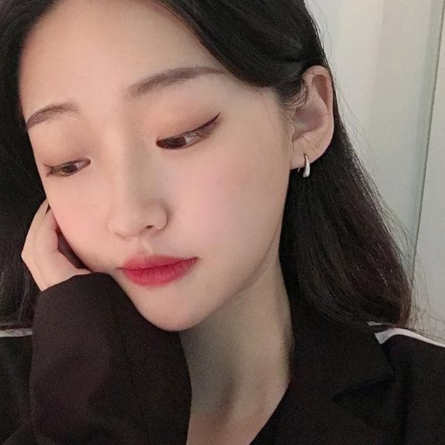 【LEEHER】母親節禮物 水滴耳環/耳環/耳環女/925/純銀耳環/耳飾/韓國飾品/耳勾/個性耳環/正韓耳環/金色耳環