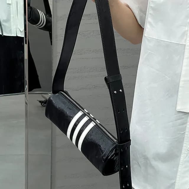 【MoonDy】情人節禮物 包包 斜背包 運動包包 黑色包包 牛皮包包 真皮包包 法棍包 腋下包 單肩小包 小包包