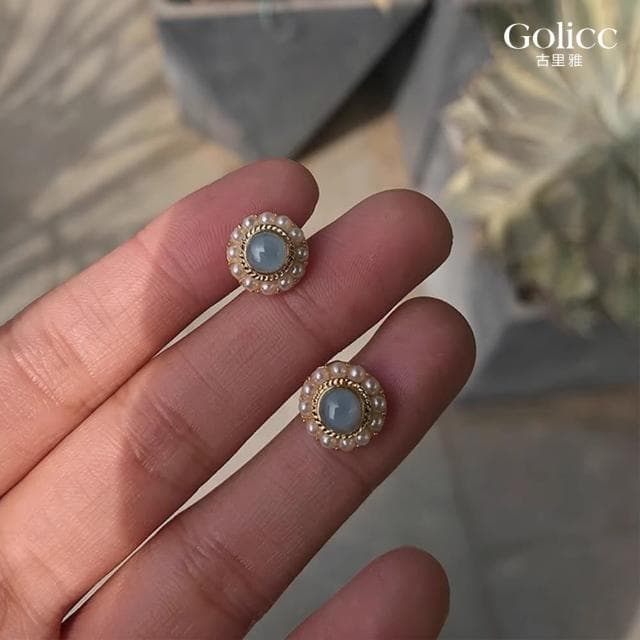 【Golicc】復古典雅 珍珠環繞設計(飾品 耳飾 耳釘 耳扣 耳環 禮物 母親節 小資節稅節)