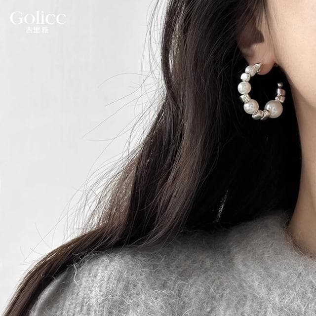 【Golicc】耳環 法式高級感 輕奢珍珠(母親節 生日 情人節 飾品 耳釘 耳飾 耳墜 禮物)