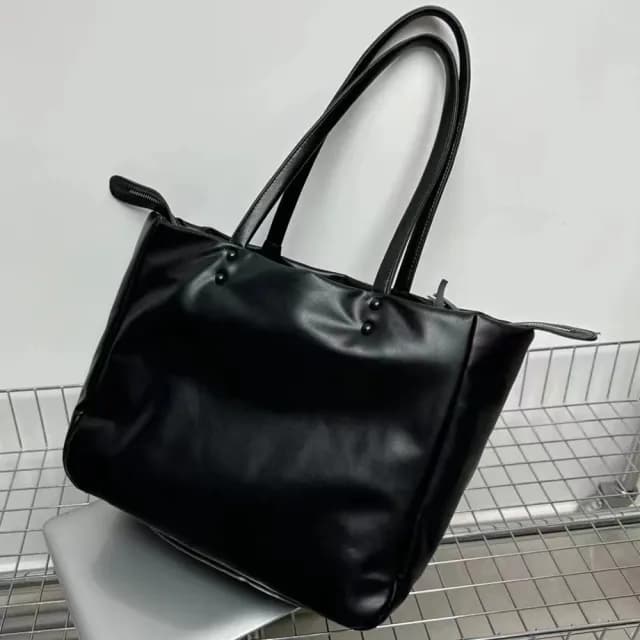 【LEESA】生日禮物\包包女\腋下包\簡約手提包\大包包\個性包包\軟皮包包\肩背包\托特包\黑色包