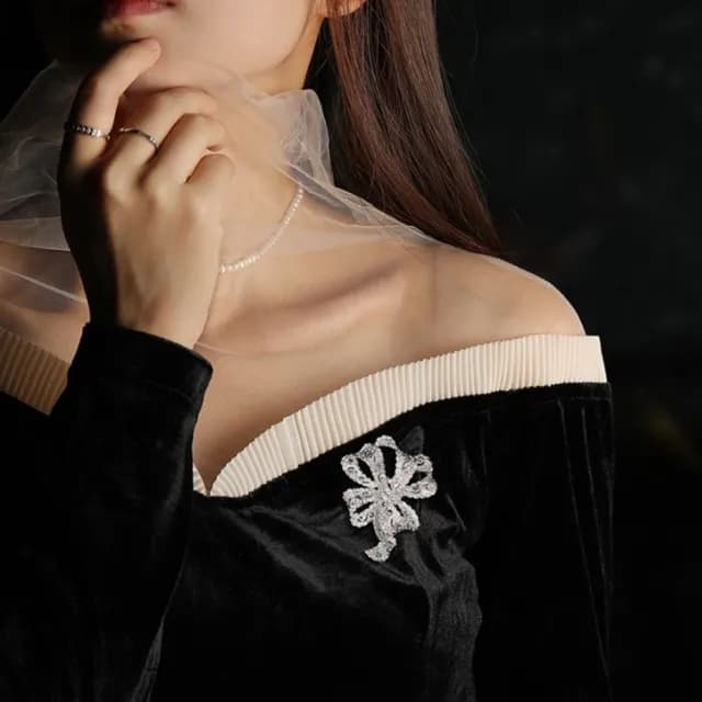 【Penny珮妮】歐美滿鑽蝴蝶結胸針胸花(母親節禮物 交換禮物 送女友 生日禮物 情人節 尾牙 新年禮物 結婚)