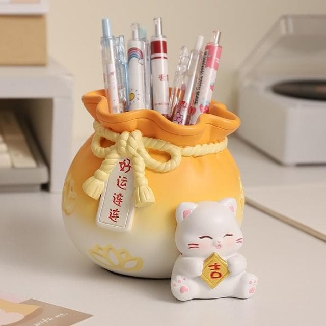 【卡喬家居旗艦店】禮袋套裝 桌上擺件 筆筒擺件 創意可愛桌面裝飾 特色禮物(小貓咪筆筒/擺放平穩/預售15天)
