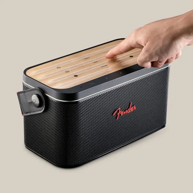 【Fender】Riff 藍牙喇叭 獨特楓木波浪觸控面板(海國)