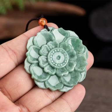 【Penny珮妮】A貨翡翠冰種蓮花荷花毛衣鍊吊墜項鍊(母親節 交換禮物  生日禮 情人節 尾牙 新年 結婚)