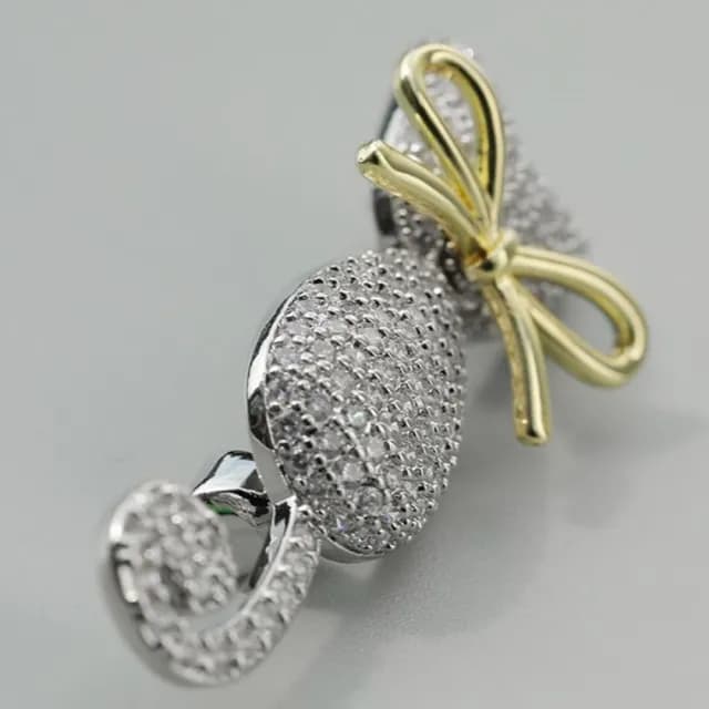 【Penny珮妮】韓版可愛貓咪鑲鑽鋯石胸針別針(母親節禮物  送女友 交換禮物  生日禮 情人節 尾牙 新年 結婚)