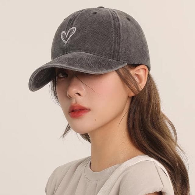 【MoonDy】鴨舌帽 棒球帽 帽子 女帽 情侶帽 愛心 韓國帽子 休閒帽 百搭 遮陽帽 休閒帽 圓頂 生