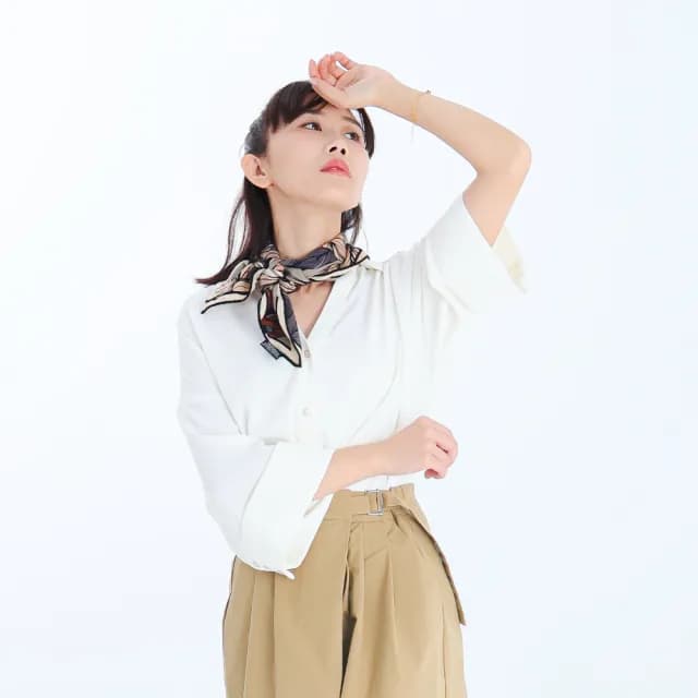 【BANNIES】蠶絲羊毛方巾｜秋葉流光(圍巾 披肩 羊毛 蠶絲)
