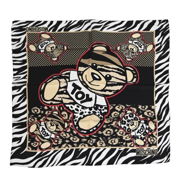 【MOSCHINO】經典品牌泰迪熊豹紋純絲披肩方型絲巾圍巾(黑白)