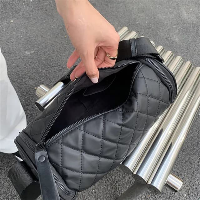 【MoonDy】情人節禮物 包包女 包包 圓筒包 側背包 防水包 斜背包女 小包包 側背小包 斜肩包 菱格包 小眾包