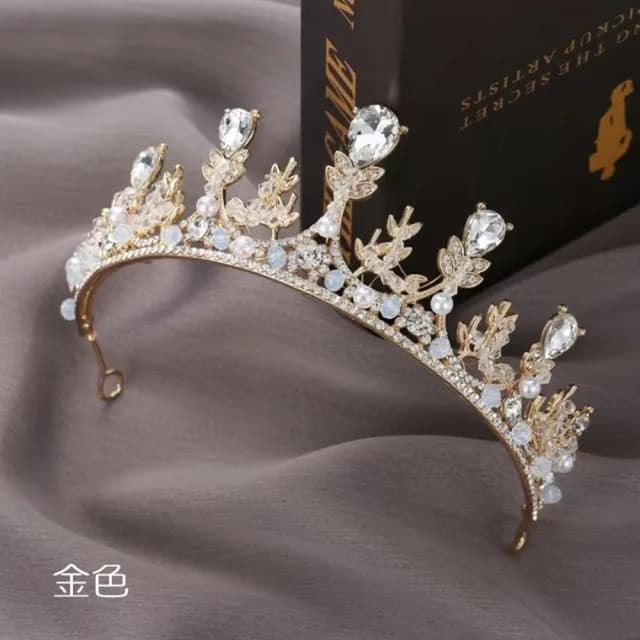 【橘魔法】華麗水鑽皇冠頭飾(生日 表演 金色皇冠 銀色皇冠 髮夾 髮飾 頭飾 花童 禮服 畢業典禮 婚禮 攝影)