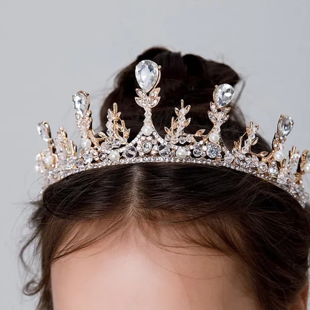 【橘魔法】華麗水鑽皇冠頭飾(生日 表演 金色皇冠 銀色皇冠 髮夾 髮飾 頭飾 花童 禮服 畢業典禮 婚禮 攝影)