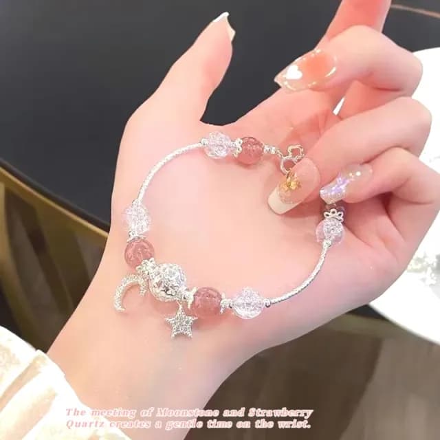 【簡約氣質】星月草莓晶月光石串珠手鍊-2入(天然水晶手串 粉晶 轉運手珠 手鏈 手環 粉紅 女 生日禮物)