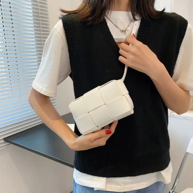 【MoonDy】情人節禮物 女生包包  編織包包 小廢包 側背包女 斜背包 小包包 側背小包 斜背包女小方包 單肩包