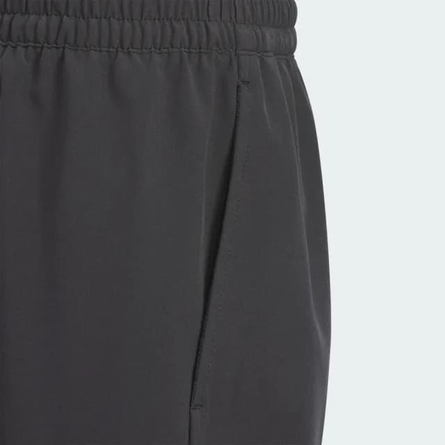 【adidas 愛迪達】SPORTSWEAR 運動短褲 童裝 JM3419