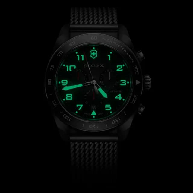 【VICTORINOX 瑞士維氏】Swiss Army 啞光 浮雕數字 計時碼錶 男錶 送禮 禮物推薦(VISA-242048)