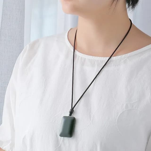 【LEEHER】女生/項鍊/和田玉/墨玉/無事牌/玉項鍊/玉石/吊墜/玉墜/掛件/玉牌/送長輩/招財項鍊/保平安