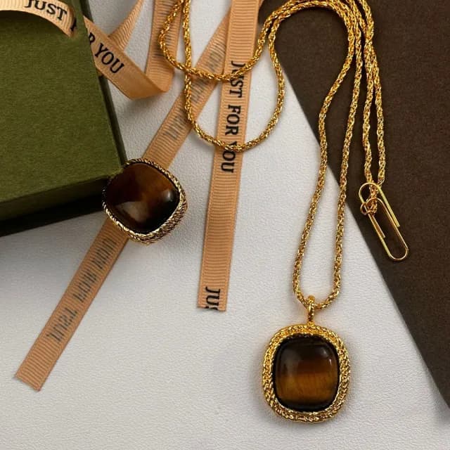 【KT DADA】虎眼石 天然石 項鍊 頸鏈 鎖骨鏈 吊墜 配飾 飾品 指環 女生戒指 高級感 輕奢 小眾設