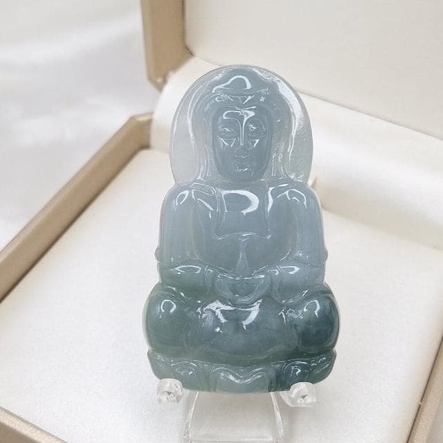 【鵝娘翡翠】天然A貨翡翠 危料 瓜料 老種細料 藍紫飄花 正裝觀音 吊墜(庇護平安健康)
