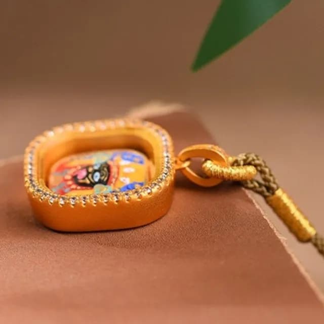 【KT DADA】藏式吊墜 飾品 手繪吊墜 扎基拉姆 唐卡飾品 避邪吊墜 女生項鍊 女財神 招財納福 利