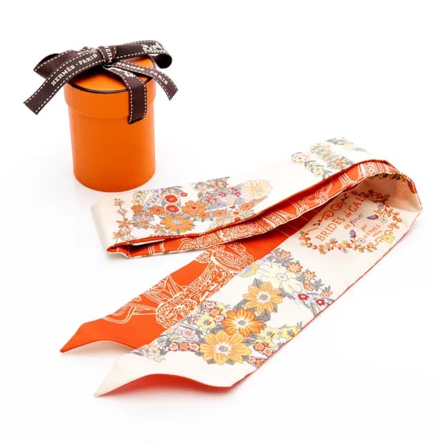 【Hermes 愛馬仕】Brides de Gala en Fleurs Twilly絲巾(香草白/橘)
