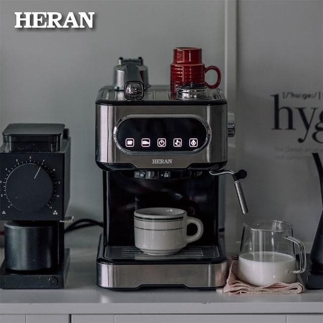 【HERAN 禾聯】LED微電腦觸控半自動義式咖啡機(15Bar萃取奶泡 HCM-15XBE10)