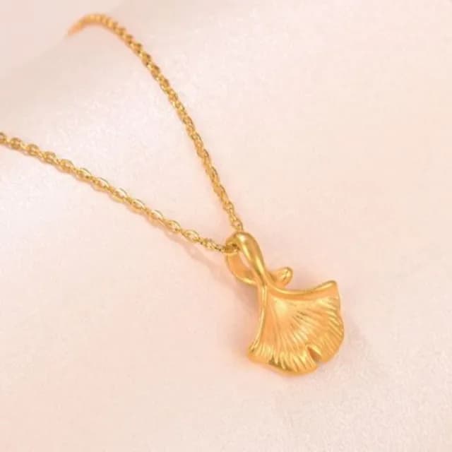 【Penny珮妮】999黃金迷你銀杏葉項鍊吊墜(母親節 交換禮物 送女友 生日禮物 情人節 尾牙 新年 結婚送禮)