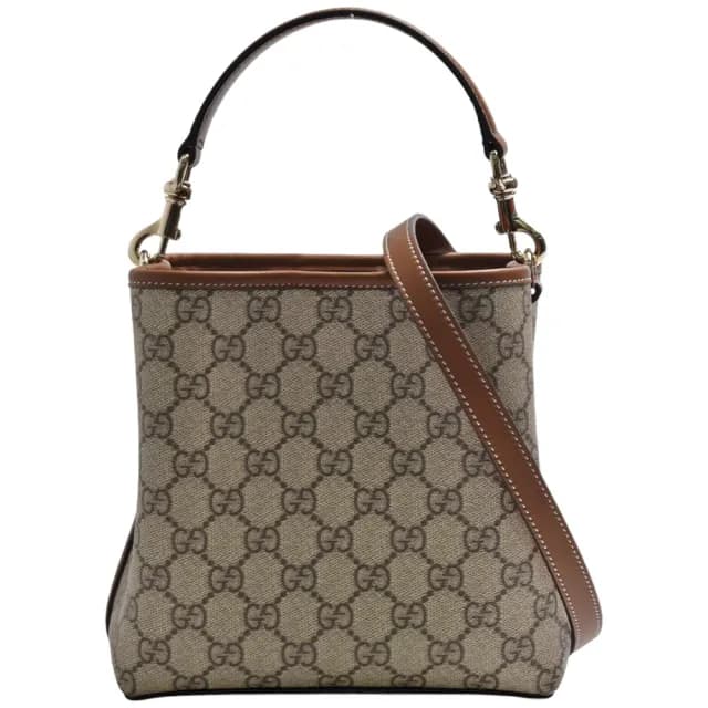 【GUCCI 古馳】GUCCI 經典Emblem系列GG Monogram印花帆布多夾層手提/斜背水桶包(棕色815118-FAD6L-9758)