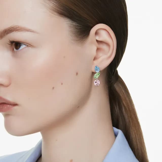 【SWAROVSKI 施華洛世奇】Gema 水滴形耳環 非對稱設計 混合式切割 漸層色 鍍白金色