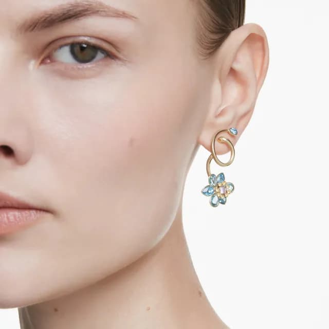 【SWAROVSKI 施華洛世奇】Idyllia 水滴形耳環 非對稱設計 混合式切割 花朵 漸層色 鍍金色