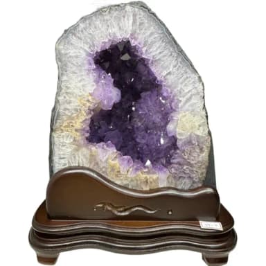 【恬芯晶品】10.05kg精選巴西木型紫水晶洞新居財位擺設OK27(紫鈦晶晶洞開運招財招貴人開業財位新春禮物)