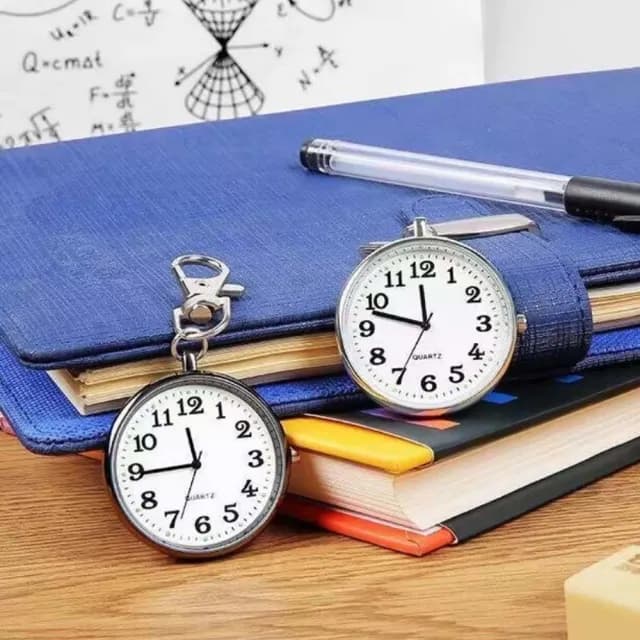 【享屋】迷你懷錶-贈收納盒(考試時鐘 靜音時鐘 迷你時鐘 簡易懷錶 長輩老人懷錶)