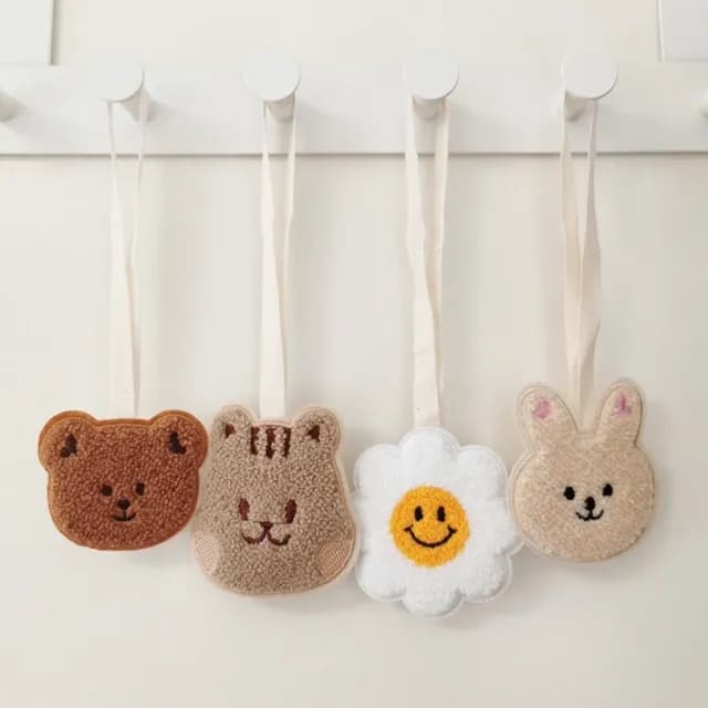 【Baby 童衣】任選 行李箱造型吊牌 兒童姓名餐袋吊牌 書包動物吊牌 幼兒園睡袋吊牌 11849(共５款) - momo購物網 - 好評推薦 -