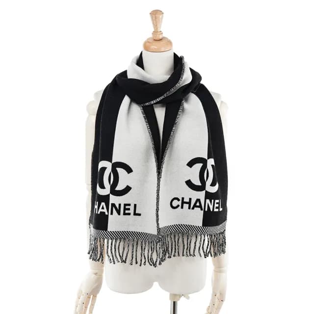 【CHANEL 香奈兒】經典雙色雙C LOGO羊毛流蘇圍巾(黑白)