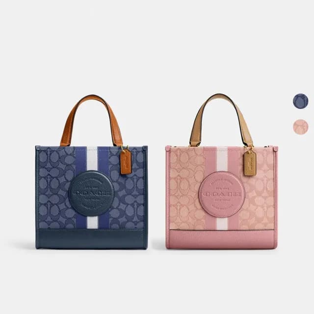 【COACH】蔻馳官方直營 DEMPSEY 經典條紋和COACH貼飾22號托特手袋-兩色可選(CQ878)