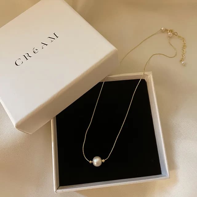 【CReAM】Ulima單顆大天然淡水白珍珠+二顆小珍珠金色金屬女項鍊(生日 禮物 送禮 禮盒)