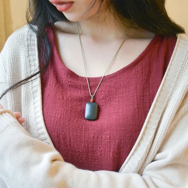 【KT DADA】和田玉 無事牌 玉石項鍊 送媽媽 生日禮物 項鍊 女生項鍊 飾品 墨玉 吊墜 玉珮 招財項鍊 保