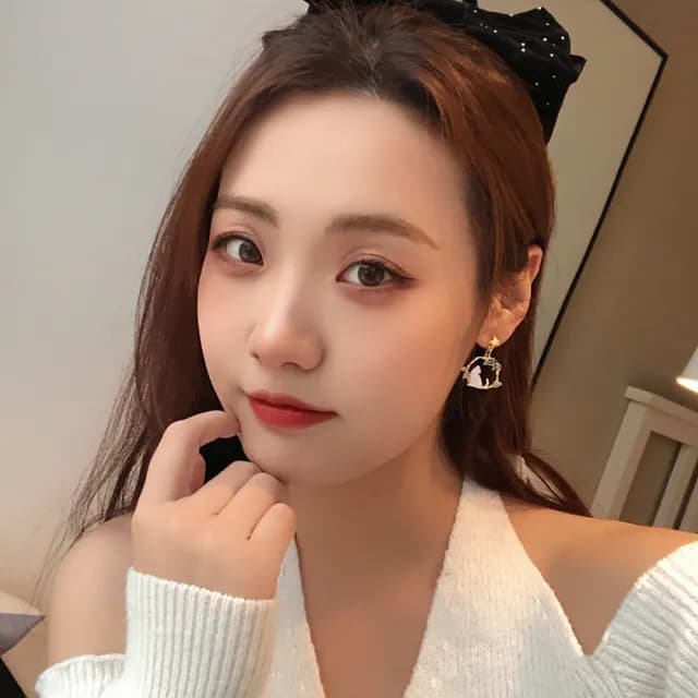 【MISA】韓國設計可愛貓咪清新樹葉星星夾式耳環(無耳洞耳環 耳夾 夾式耳環 貓咪耳環 星星耳環)