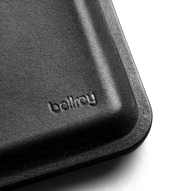 【Bellroy 官方直營】Apex Slim Sleeve 真皮模壓票卡錢包 - RFID防盜(極光黑)