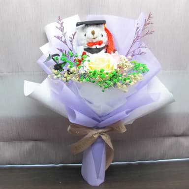 【花享手作】畢業小熊香氛花束(重要節日/情人節/告白禮物/畢業季/永生花/花禮)