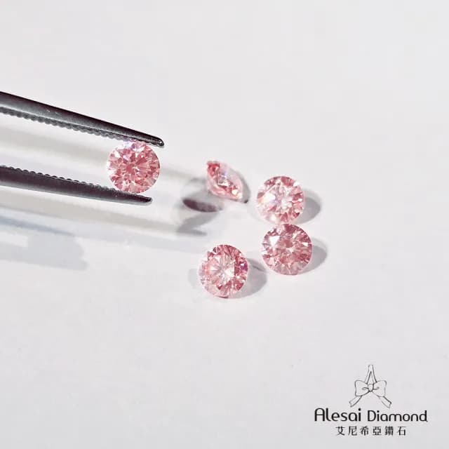 【Alesai 艾尼希亞鑽石】粉紅鑽石 30分 14K 玫瑰金 培育鑽石耳環 CVD(3EX 車工 粉鑽 FANCY VIVID PINK)