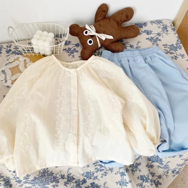 【橘魔法】小花串蕾絲刺繡圓領娃娃衫(長袖上衣 襯衫 女童 童裝 兒童)