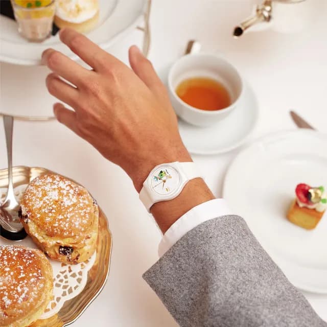 【SWATCH】HOW MAJESTIC 經典手錶/男錶/女錶/瑞士製造 GZ711(34mm)