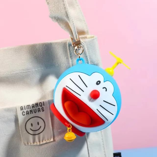 【Doraemon 哆啦A夢】正版授權竹蜻蜓矽膠材質隨身掛飾零錢包收納包(平輸品)