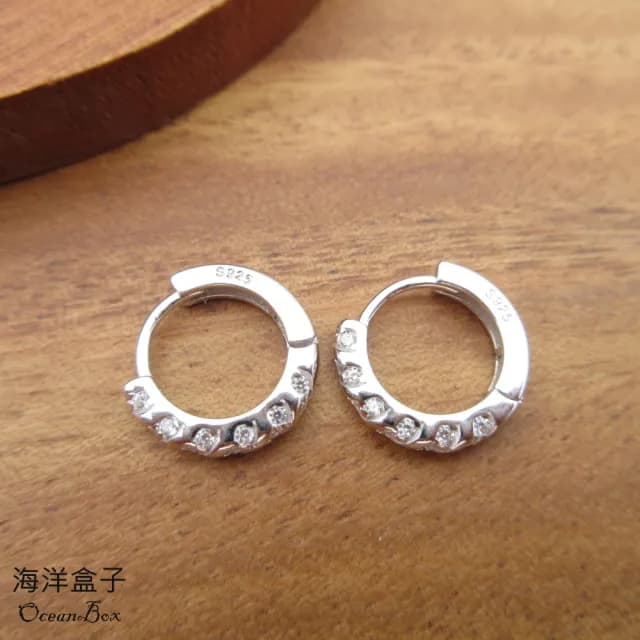 【海洋盒子】璀璨閃耀螺旋排列鋯石S925純銀針式易扣耳環(圈圈耳環.外鍍專櫃級正白K)